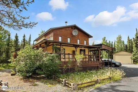 35515 King Salmon Ave, Soldotna, AK 99669