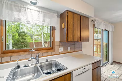18113 Misty Falls Cir, Eagle River, AK 99577 photo 10