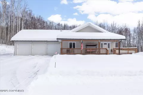 1251 Molly Rd, Fairbanks, AK 99709