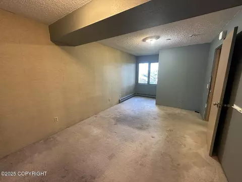 Bedroom - 1210 E 16th Ave # 3, Anchorage, AK 99501 photo 2 of 4
