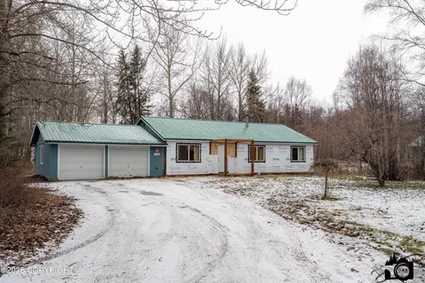 1300 Bodenburg Loop, Palmer, AK 99645