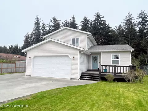 517 Sut Larsen Way, Kodiak, AK 99615