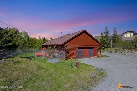 7435 Old Hillside Way, Anchorage, AK 99516