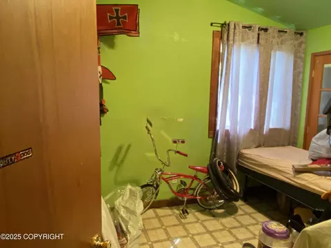 Bedroom - 1906 Hamilton Dr, Craig, AK 99921 photo 2 of 3