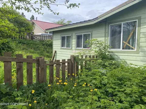 Exterior - 1906 Hamilton Dr, Craig, AK 99921 photo 3 of 9