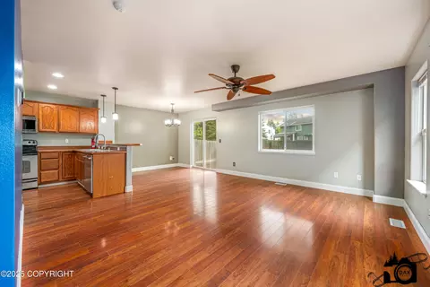 6510 Whispering Loop # B, Anchorage, AK 99504 photo 6