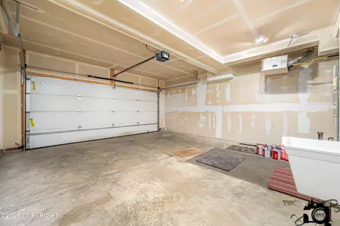 6510 Whispering Loop # B, Anchorage, AK 99504 photo 12