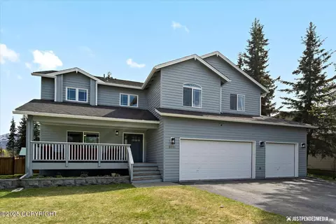9031 Snowy Owl Cir, Anchorage, AK 99507