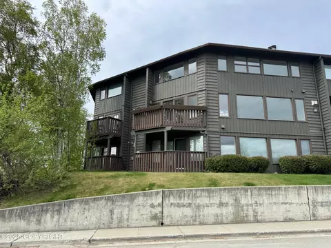 1430 Bridgeway St # 3, Anchorage, AK 99501