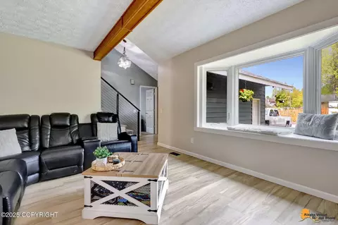 8980 Rendon Dr, Anchorage, AK 99507 photo 4