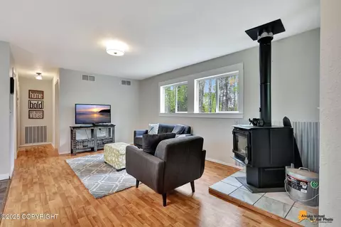 5760 W Raspberry Loop, Wasilla, AK 99623 photo 3