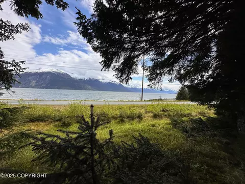 Nhn Lutak Road, Haines, AK 99827