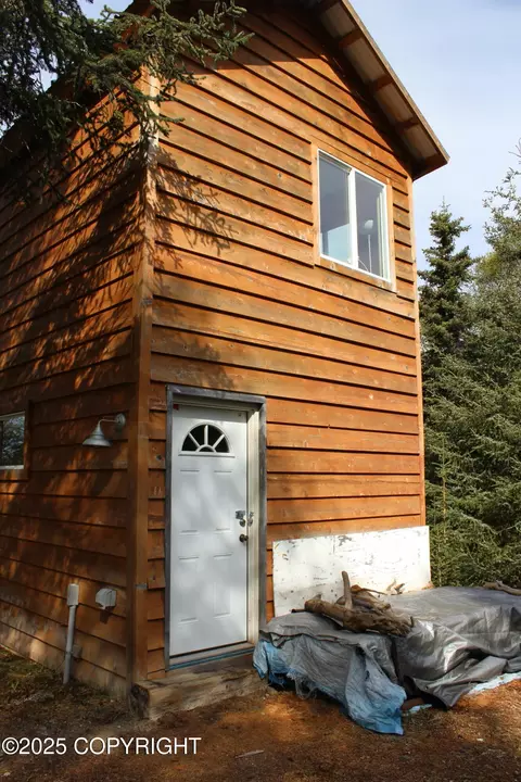 63760 Elizabeth Ave, Ninilchik, AK 99639