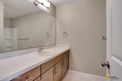 Bath - 1633 E Hidden Ranch Loop, Palmer, AK 99645 photo 1 of 4