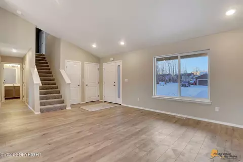 Living - 1633 E Hidden Ranch Loop, Palmer, AK 99645 photo 4 of 5