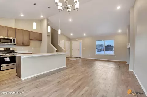 Living - 1633 E Hidden Ranch Loop, Palmer, AK 99645 photo 5 of 5