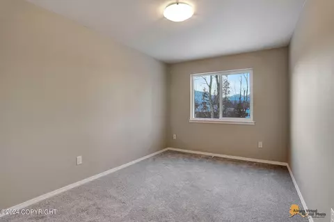 Bedroom - 1633 E Hidden Ranch Loop, Palmer, AK 99645 photo 4 of 7