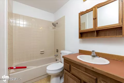 Bath - 6832 Cape Lisburne Loop, Anchorage, AK 99504 photo 4 of 4