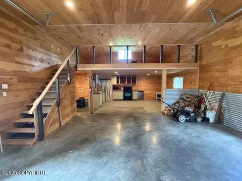 12349 W Looking Glass Dr, Houston, AK 99623