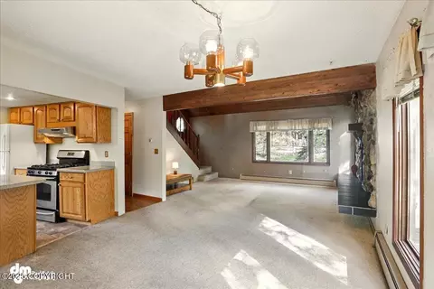 Living - 5480 E 98th Ave, Anchorage, AK 99516 photo 2 of 5