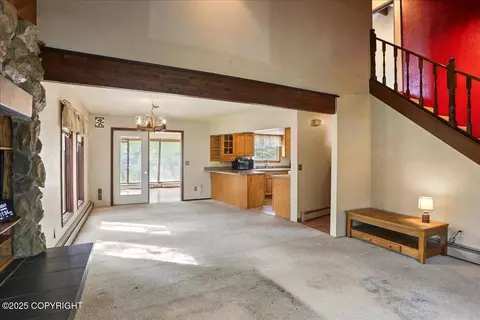 Living - 5480 E 98th Ave, Anchorage, AK 99516 photo 4 of 5