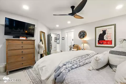 Bedroom - 10037 Excursion Cir, Anchorage, AK 99515 photo 3 of 5