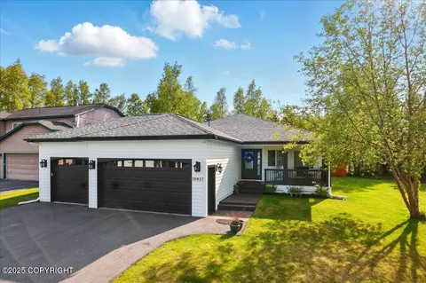 Exterior - 10037 Excursion Cir, Anchorage, AK 99515 photo 1 of 10