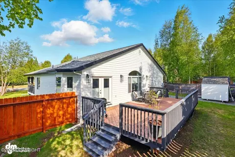 Exterior - 10037 Excursion Cir, Anchorage, AK 99515 photo 7 of 10