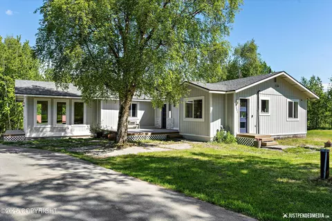1551 S Oat St, Wasilla, AK 99654