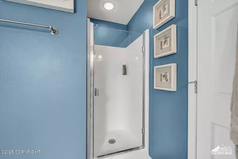 Bath - 11736 Galloway Loop # 22, Eagle River, AK 99577 photo 3 of 4