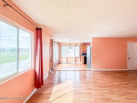 Living - 4849 E 6th Ave, Anchorage, AK 99508 photo 3 of 4