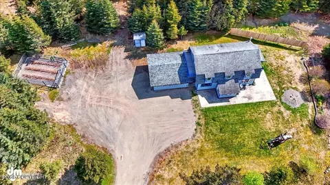 Exterior - 33768 Granross St, Anchor Point, AK 99556 photo 3 of 12