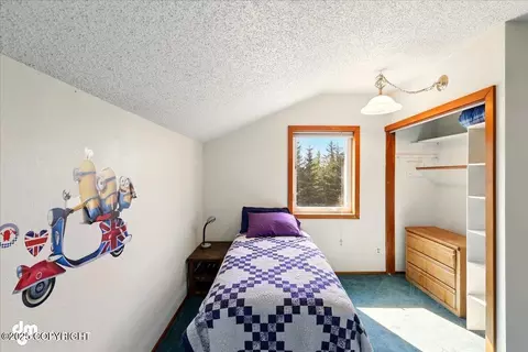 Bedroom - 33768 Granross St, Anchor Point, AK 99556 photo 7 of 8