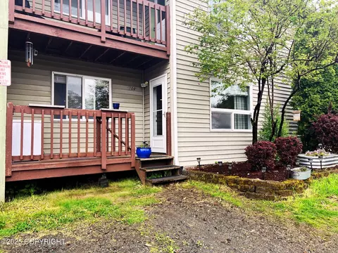 3220 Timberline Ct # 102, Ketchikan, AK 99901