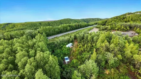 15946 W Willow Fishhook Rd, Willow, AK 99688 photo 3