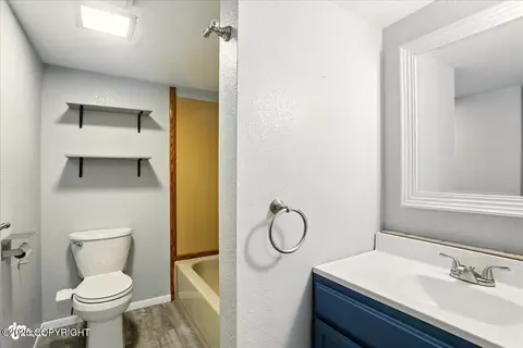 4403 E 5th Ave, Anchorage, AK 99508 photo 25