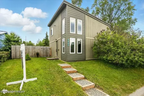 4403 E 5th Ave, Anchorage, AK 99508 photo 2