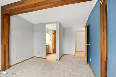 4403 E 5th Ave, Anchorage, AK 99508 photo 18