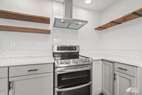 3601 E 16th Ave, Anchorage, AK 99508 photo 13