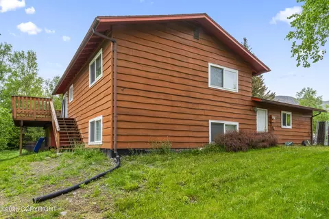10840 Goodpaster Cir, Eagle River, AK 99577 photo 9