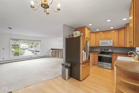 10840 Goodpaster Cir, Eagle River, AK 99577 photo 13