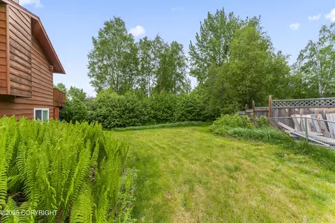 10840 Goodpaster Cir, Eagle River, AK 99577 photo 4