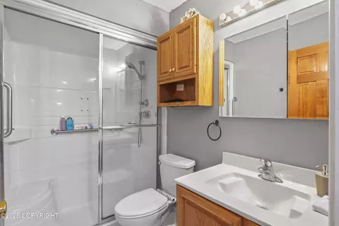 10840 Goodpaster Cir, Eagle River, AK 99577 photo 15