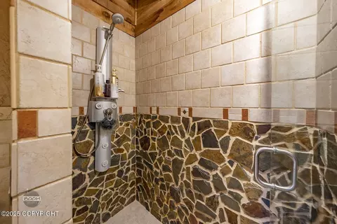 Bath - 4215 Harca St, Eagle River, AK 99577 photo 4 of 7