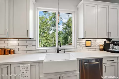 Kitchen - 8727 Turlock Dr, Eagle River, AK 99577 photo 5 of 6