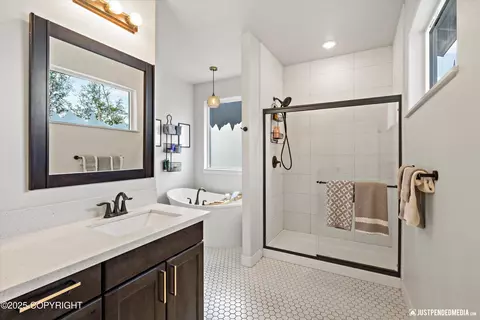 Bath - 8727 Turlock Dr, Eagle River, AK 99577 photo 2 of 9