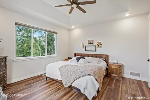Bedroom - 8727 Turlock Dr, Eagle River, AK 99577 photo 3 of 7