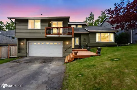 12900 Wellsford Cir, Anchorage, AK 99516