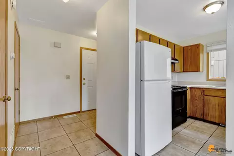 8122 E 32nd Ave, Anchorage, AK 99504 photo 12