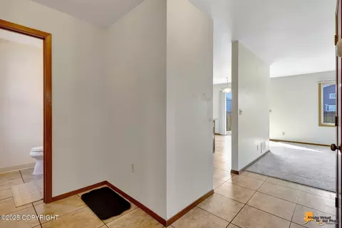 8122 E 32nd Ave, Anchorage, AK 99504 photo 13